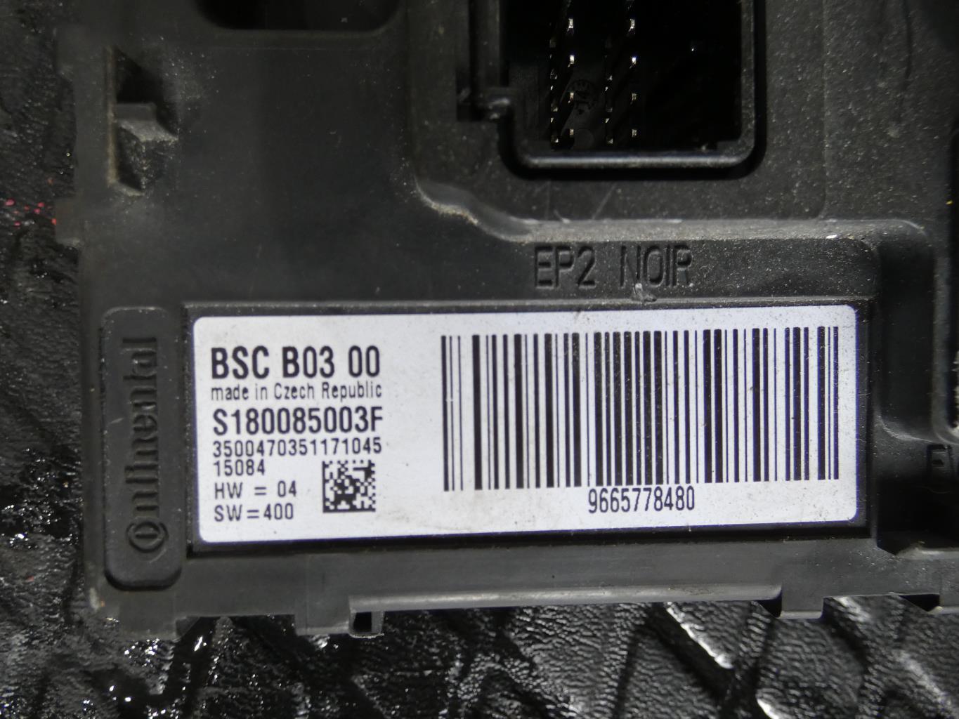 Boitier d'accrochage CITROEN DS3 PHASE 1 Diesel - 1
