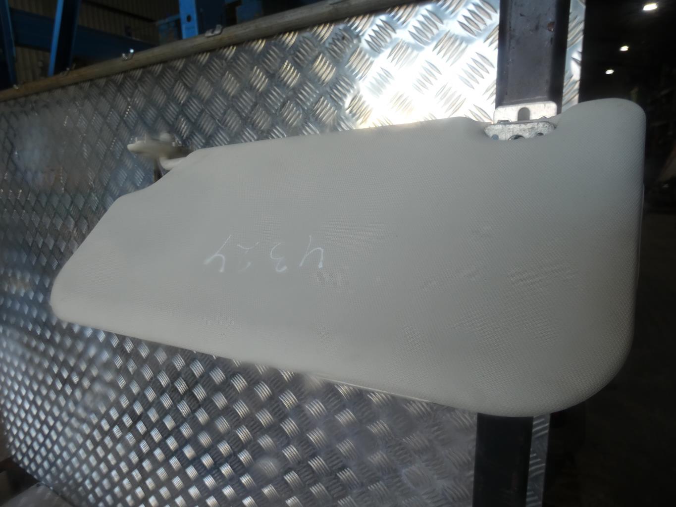 Pare soleil droit FORD FOCUS 3 PHASE 1 BREAK Diesel - 1