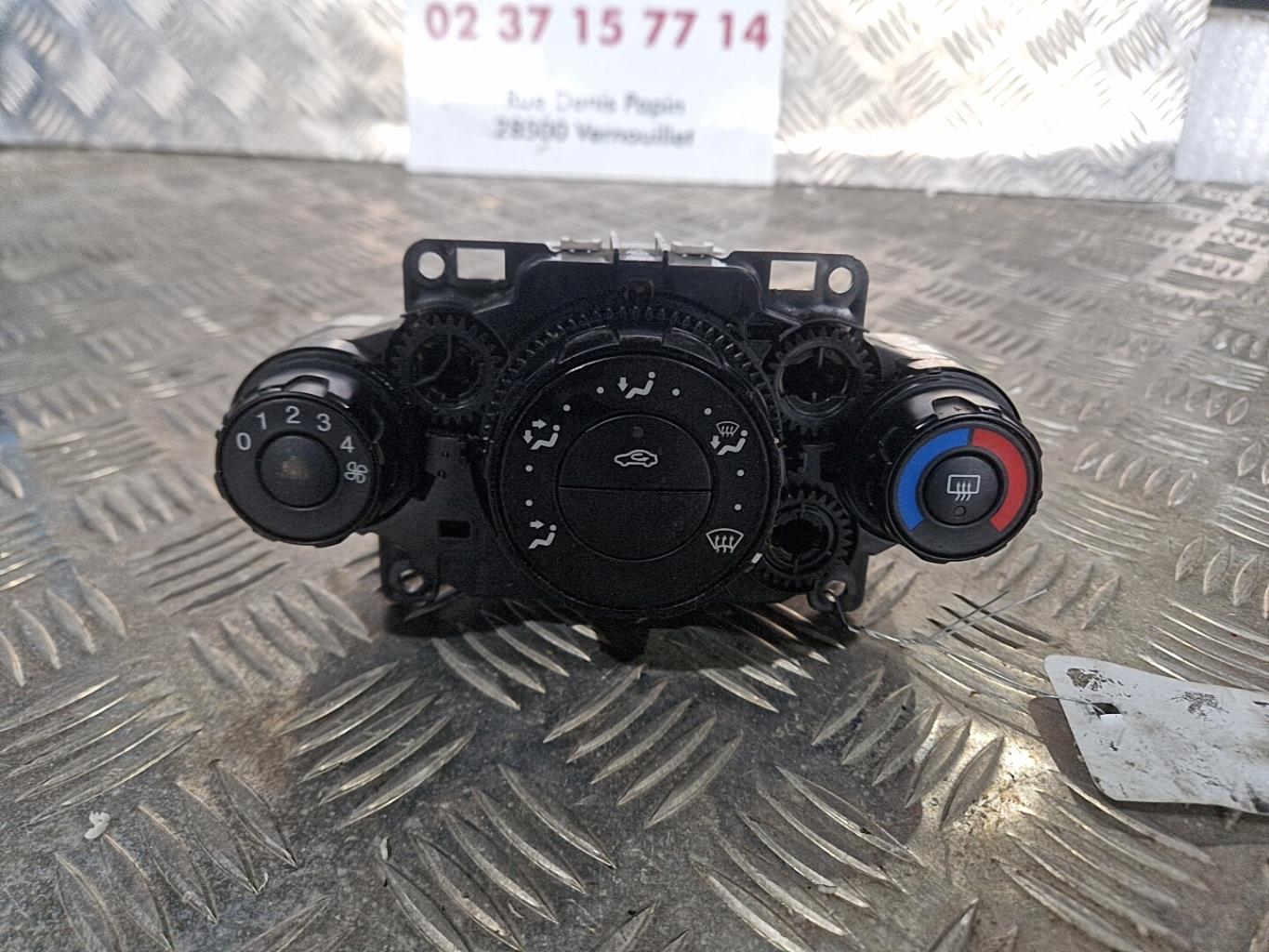 Commande chauffage FORD FIESTA 6 PHASE 1 Diesel - 1