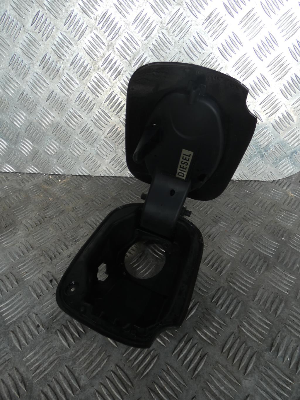 Trappe d'essence RENAULT CLIO 3 PHASE 1 Diesel - 1