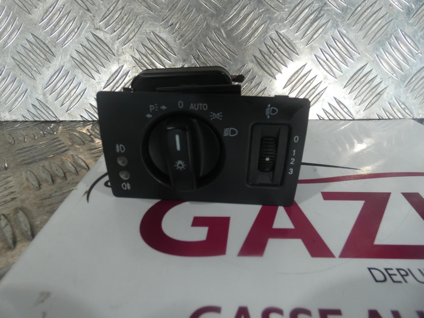 Commande de phare MERCEDES CLASSE B 245 PHASE 1 Diesel - 1