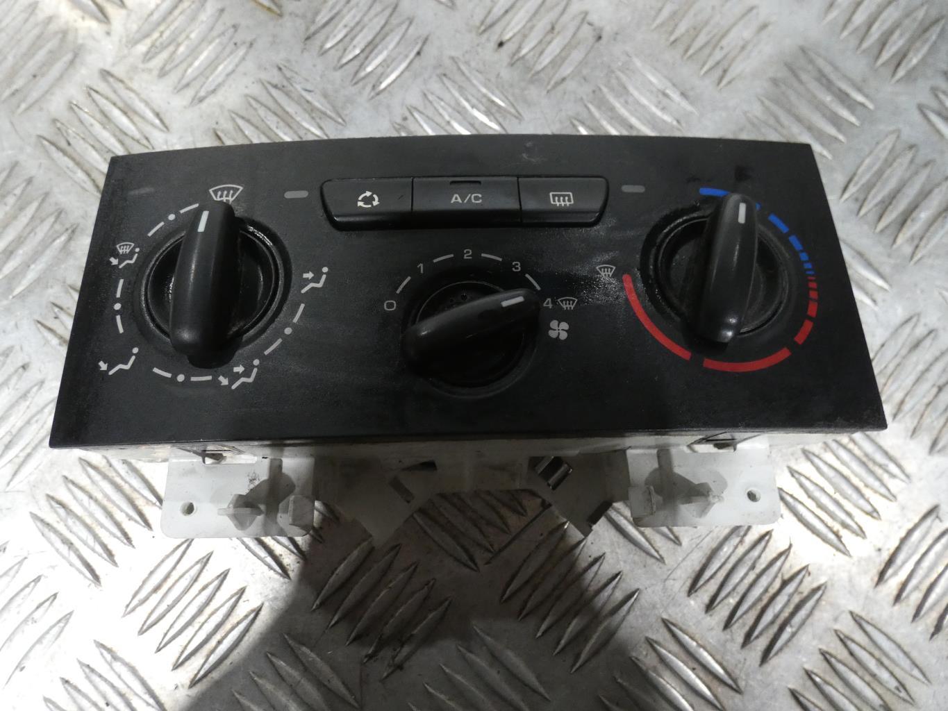 Commande chauffage PEUGEOT EXPERT 2 Diesel - 1