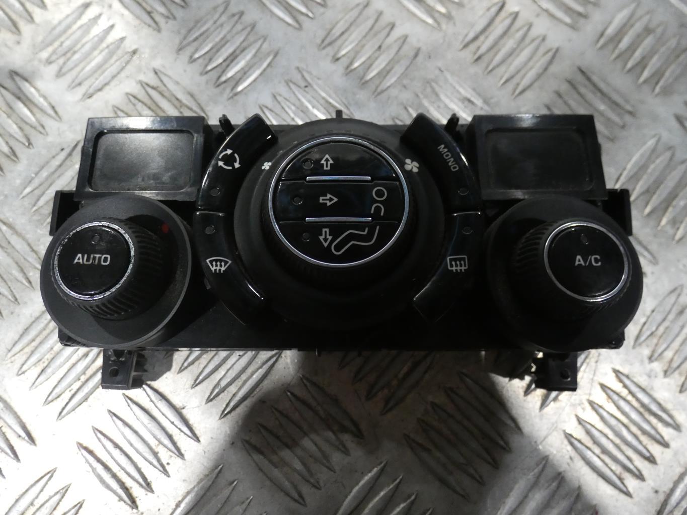 Commande chauffage CITROEN C3 PICASSO PHASE 1 Diesel - 1