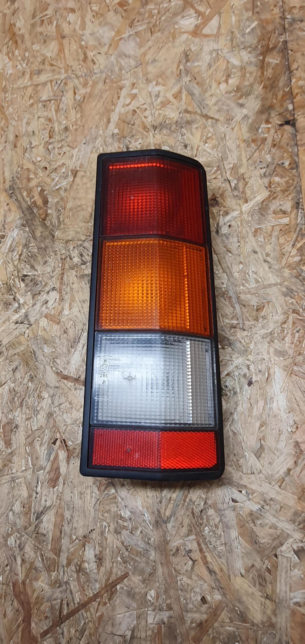 Feu arriere principal droit (feux) RENAULT EXPRESS PHASE 1 Essence - 1