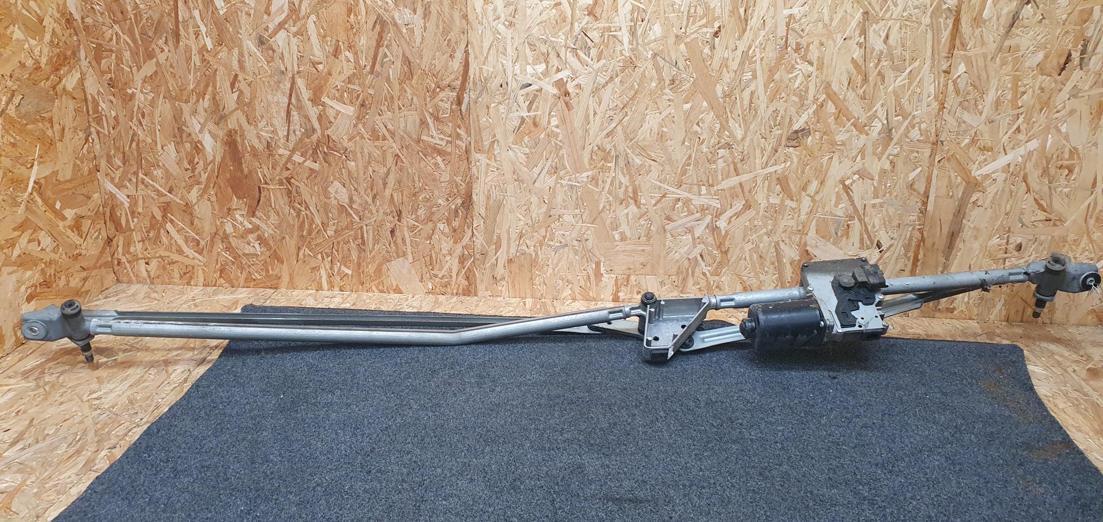 Mecanisme d'essuie glace CITROEN C4 1 PHASE 1 COUPE Essence - 1