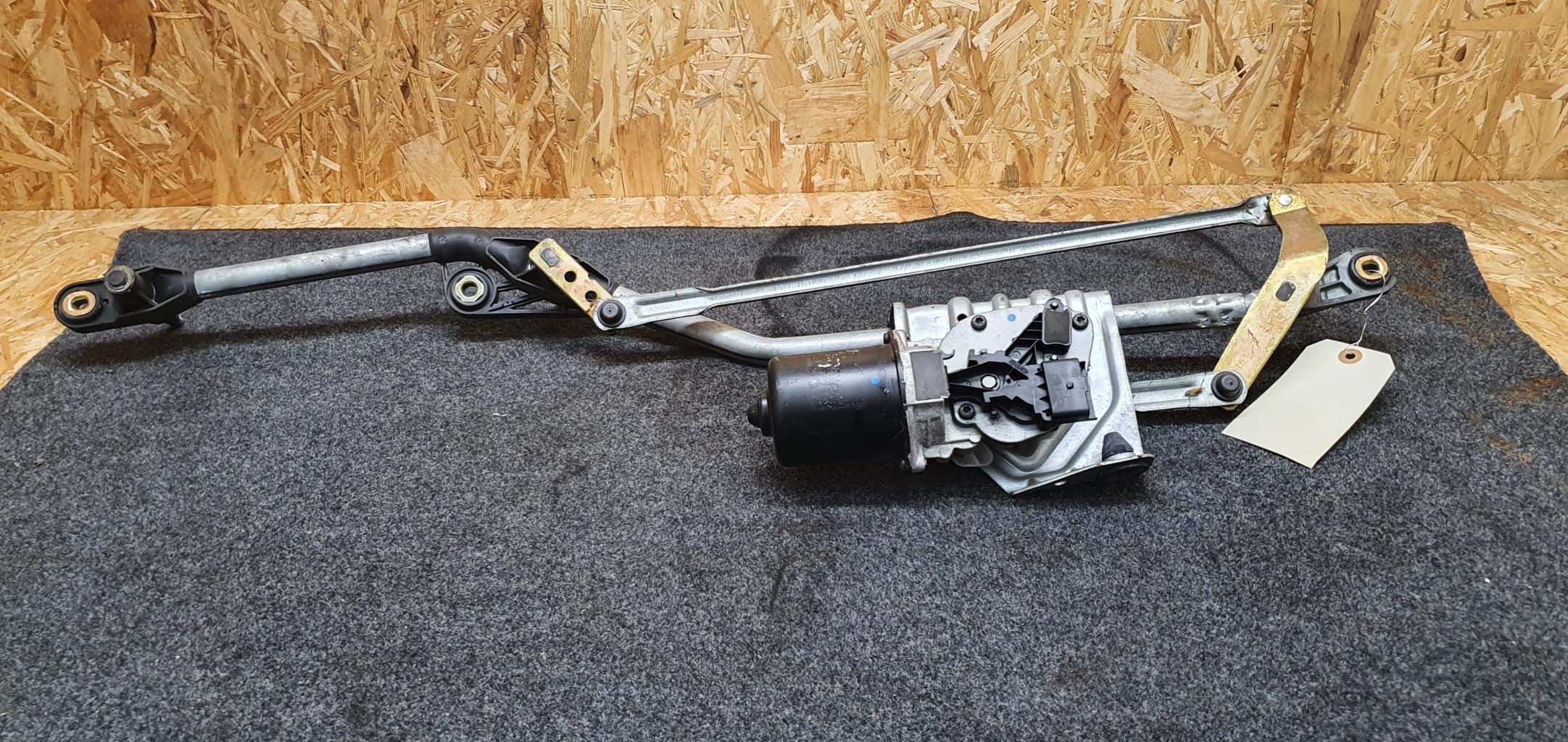 Mecanisme d'essuie glace RENAULT SCENIC 2 PHASE 2 Essence - 1