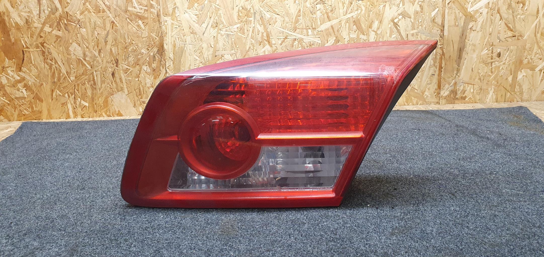 Feu arriere secondaire droit (feux) RENAULT VEL SATIS PHASE 2 Diesel - 1