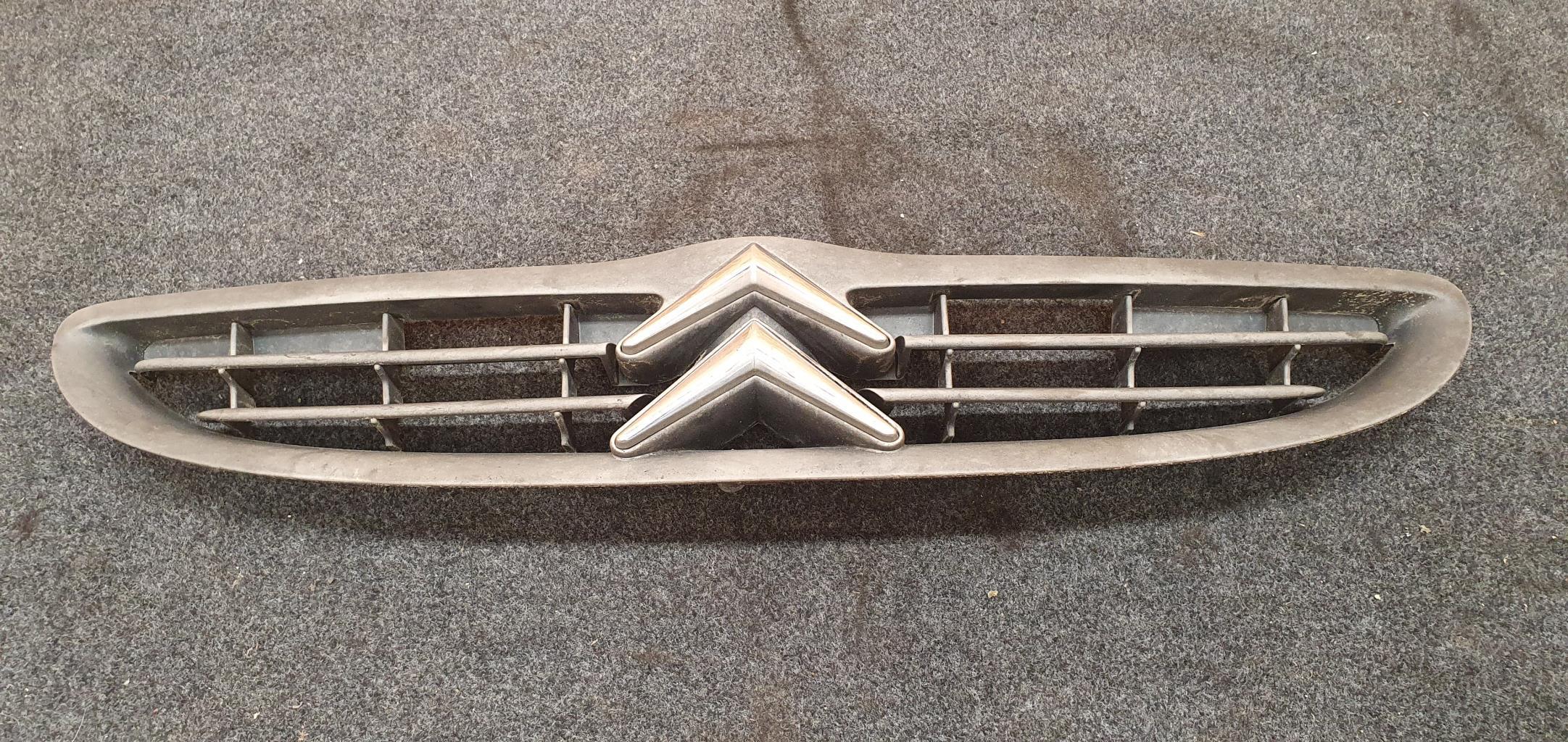 Calandre CITROEN SAXO PHASE 2 Essence - 1