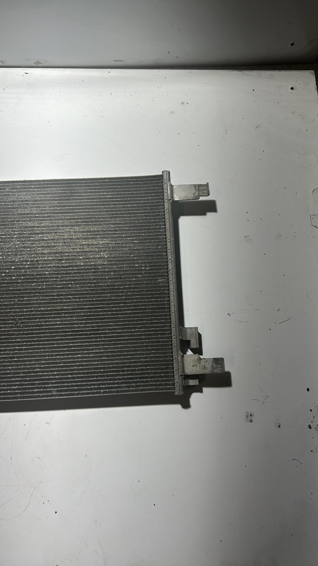 Radiateur clim VOLKSWAGEN POLO 6 PHASE 1 Essence - 1