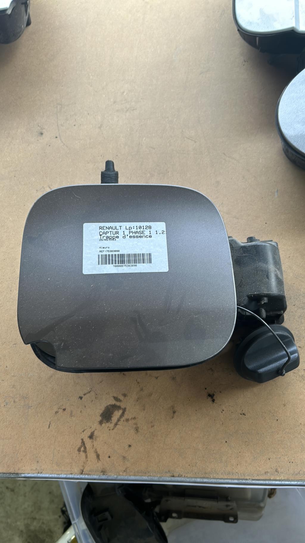Trappe d'essence RENAULT CAPTUR 1 PHASE 1 Essence - 1