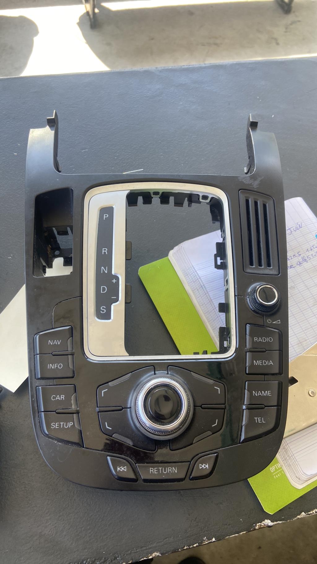 Commande GPS AUDI Q5 1 PHASE 1 Diesel - 1