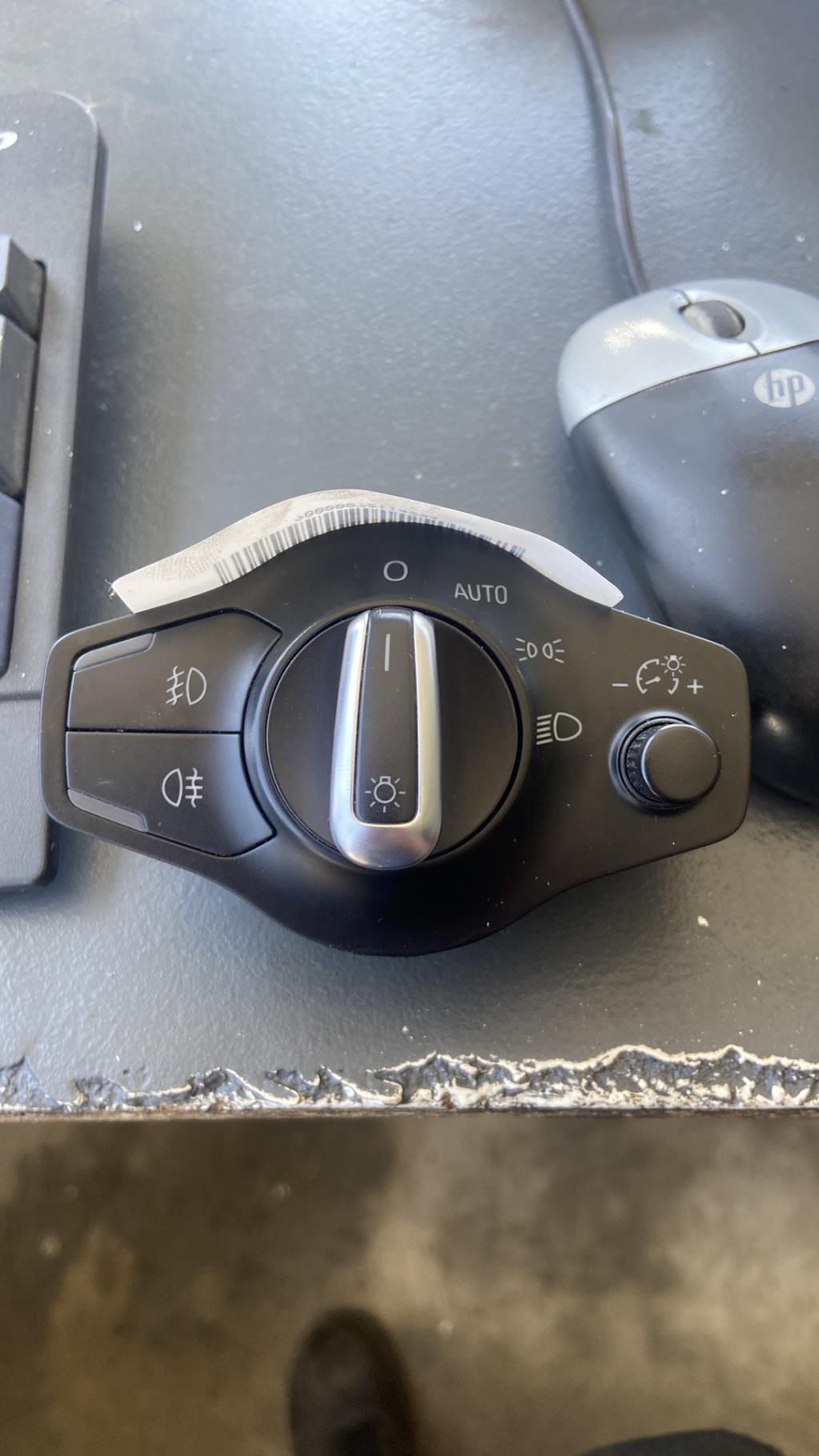 Commodo phare AUDI Q5 1 PHASE 1 Diesel - 1