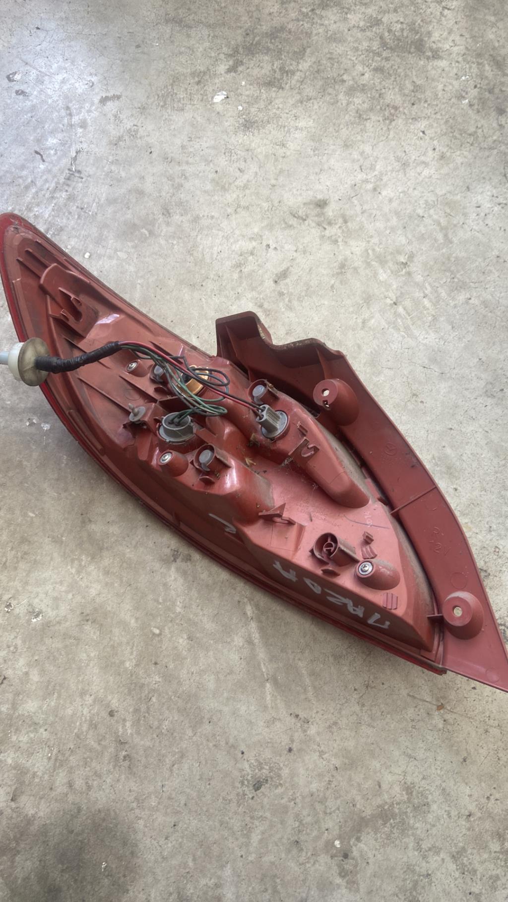 Feu arriere principal droit (feux) MAZDA 2 2 PHASE 1 Diesel - 1