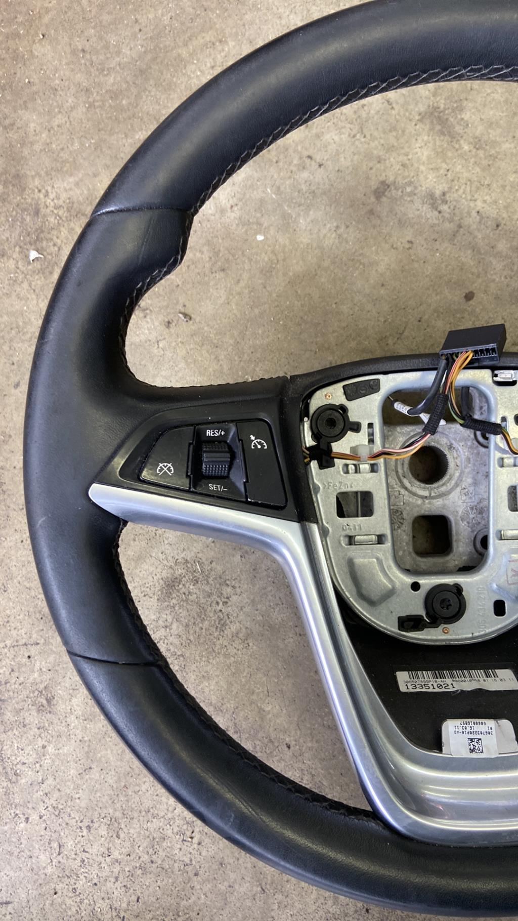 Volant OPEL MERIVA B PHASE 1 Diesel - 1