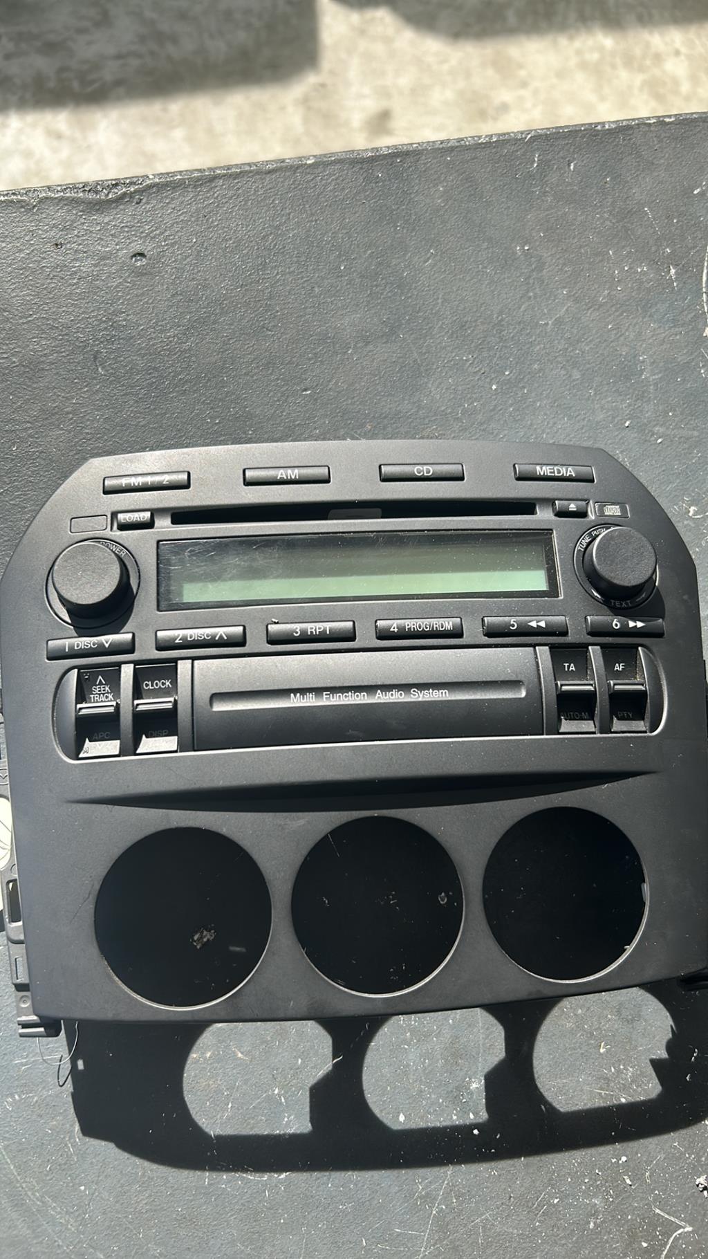 Facade autoradio MAZDA MX5 3 PHASE 2 CABRIOLET Essence - 1