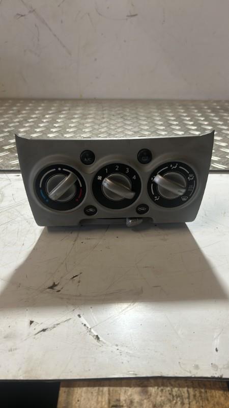 Commande chauffage NISSAN PIXO Essence - 1