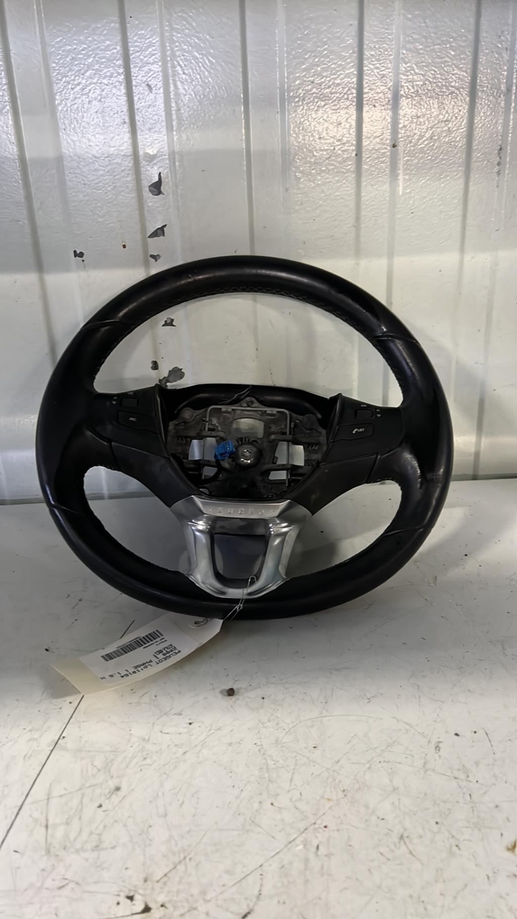 Volant PEUGEOT 2008 1 PHASE 1 Diesel - 1