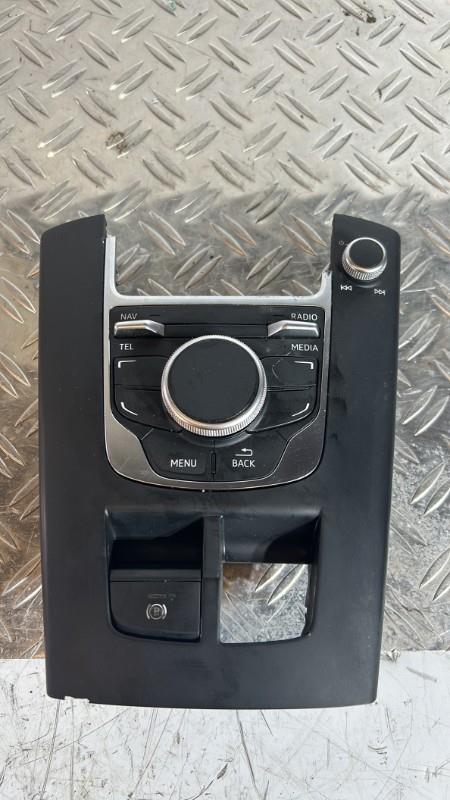 Commande GPS AUDI A3 3 SPORTBACK PHASE 1 Diesel - 1