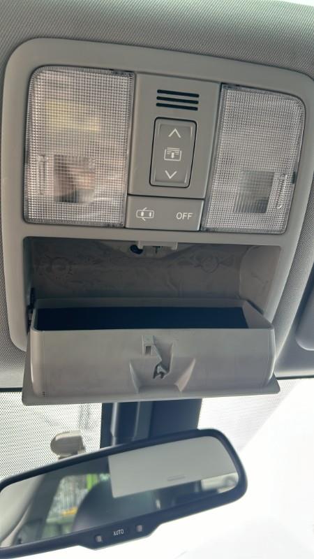 Eclairage de plafonnier TOYOTA AVENSIS 3 PHASE 1 BREAK Diesel - 1