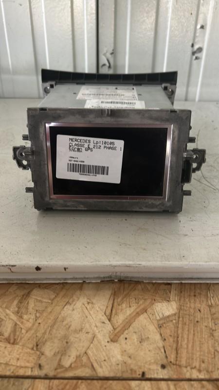Ecran GPS MERCEDES CLASSE E 212 PHASE 1 Diesel - 1