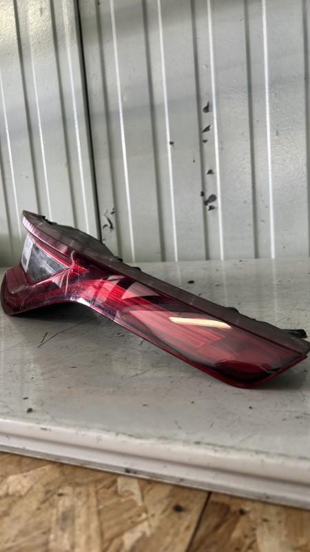 Feu arriere secondaire gauche (feux) RENAULT MEGANE 4 PHASE 1 Diesel/Hybride - 1
