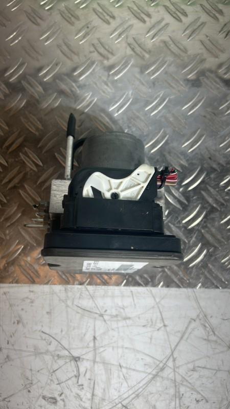 Bloc ABS (freins anti-blocage) RENAULT CLIO 5 PHASE 1 Essence/Hybride - 1