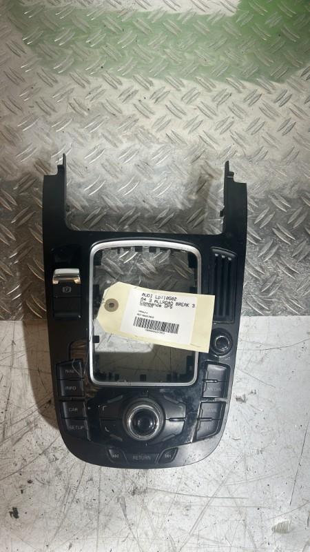 Commande GPS AUDI A4 3 ALLROAD BREAK Diesel - 1