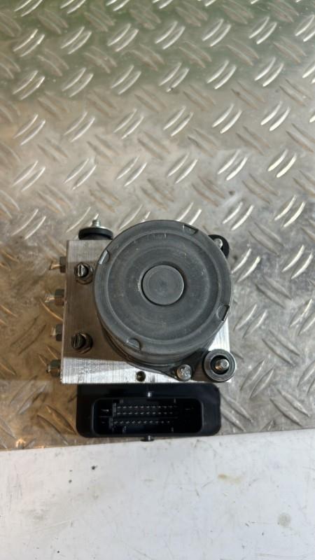 Bloc ABS (freins anti-blocage) RENAULT CLIO 5 PHASE 1 Essence/Hybride - 1