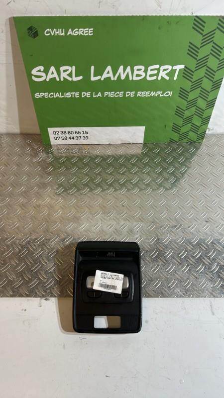 Eclairage de plafonnier RENAULT CLIO 5 PHASE 1 Essence/Hybride - 1
