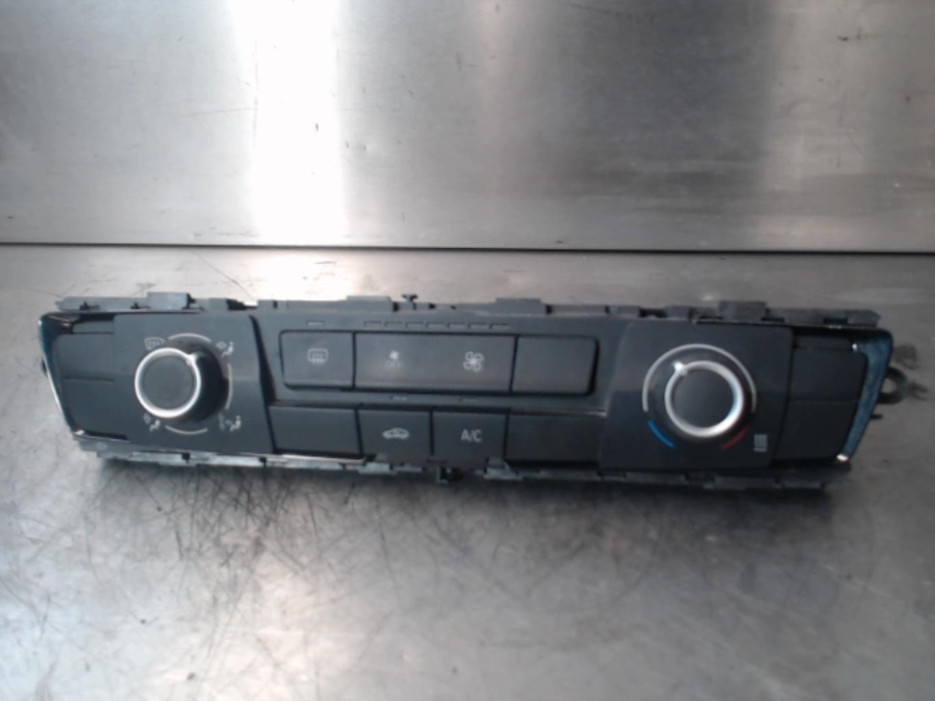 Commande chauffage BMW SERIE 1 F20 PHASE 1 Diesel - 1