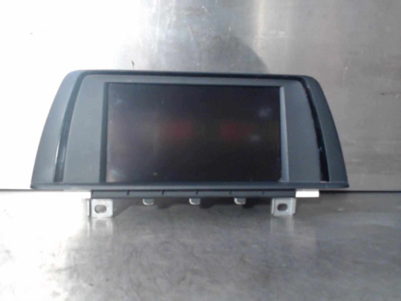 Ecran GPS BMW SERIE 1 F20 PHASE 1 Diesel - 1