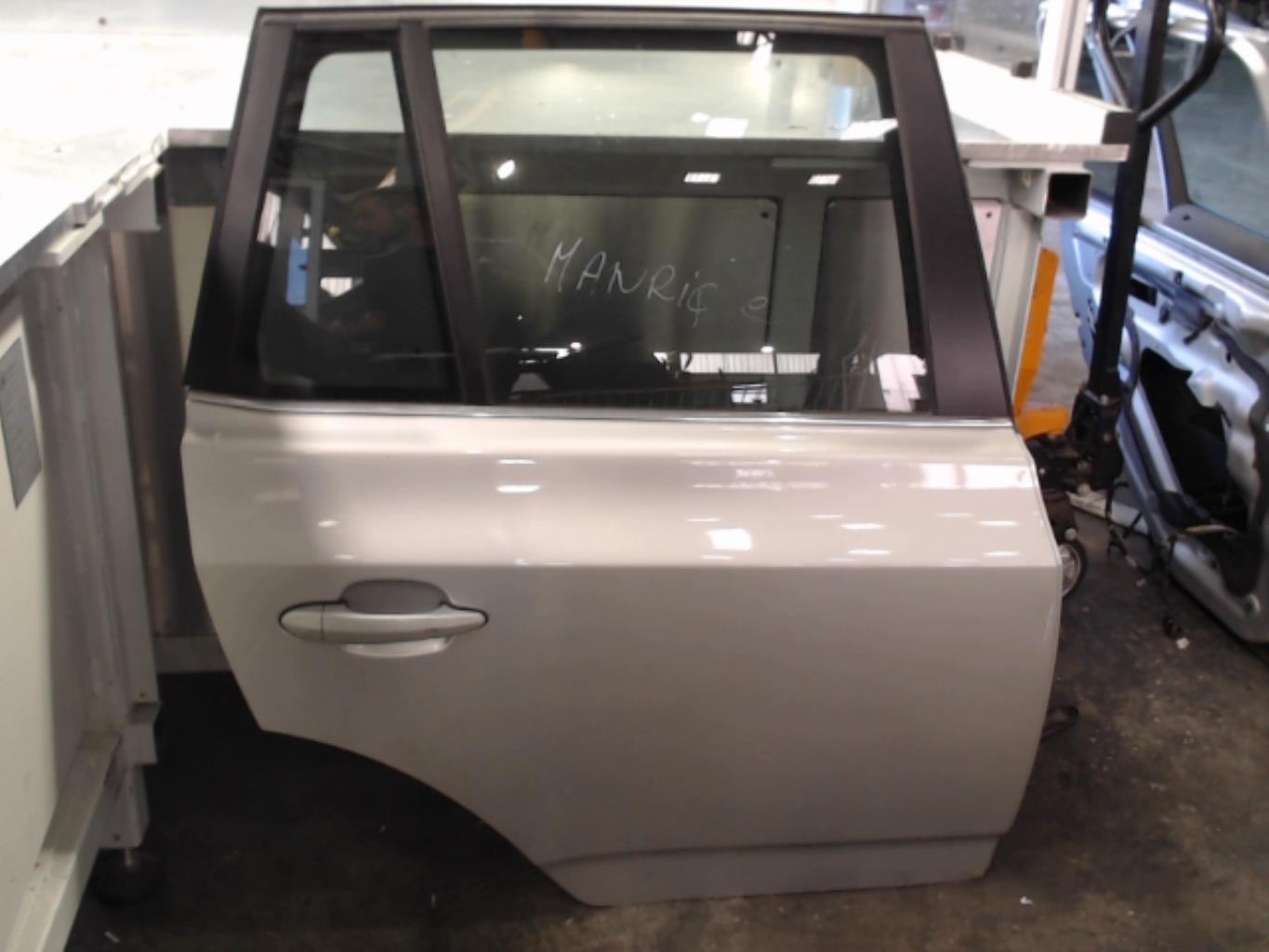 Porte arriere droit BMW X3 E83 PHASE 2 Diesel - 1