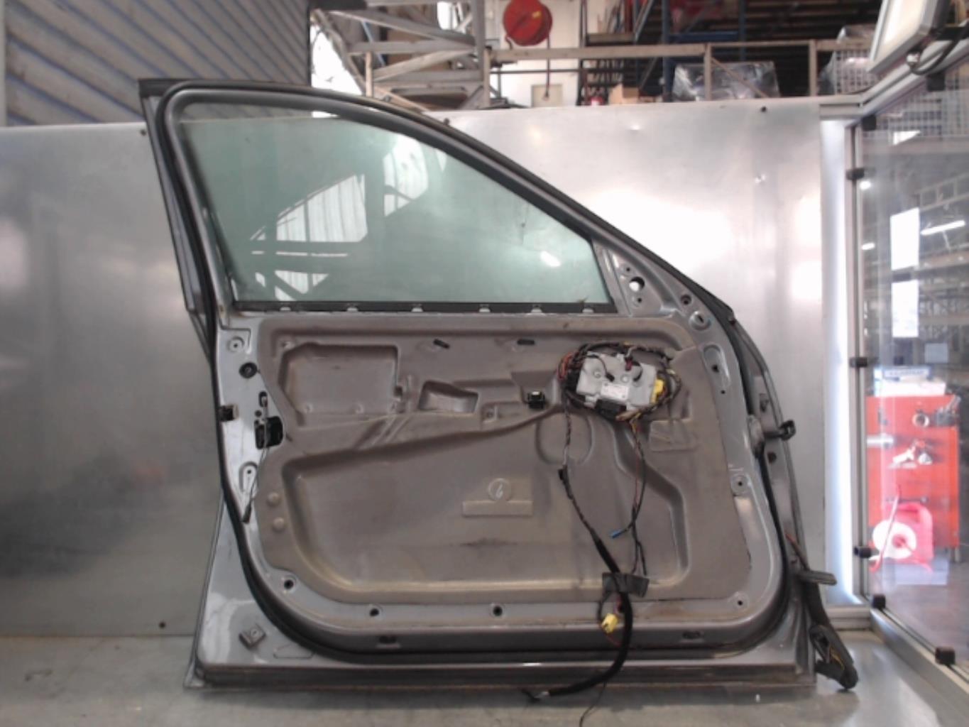 Porte avant gauche BMW SERIE 5 E60 PHASE 2 Diesel - 1