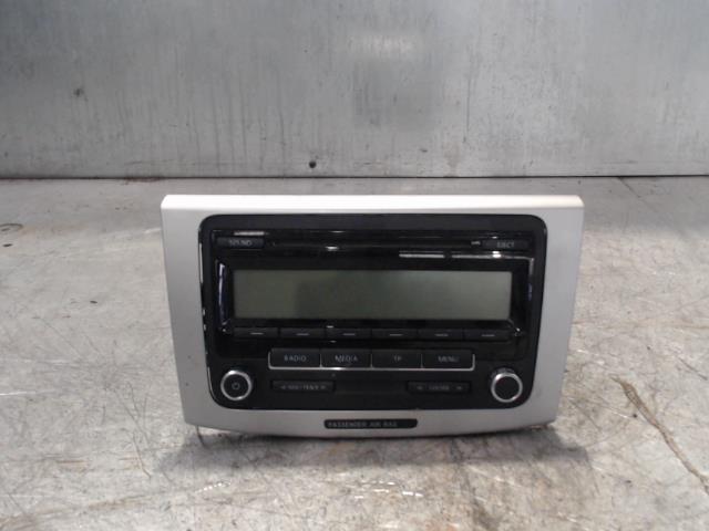 Autoradio VOLKSWAGEN PASSAT 5 BREAK Diesel - 1