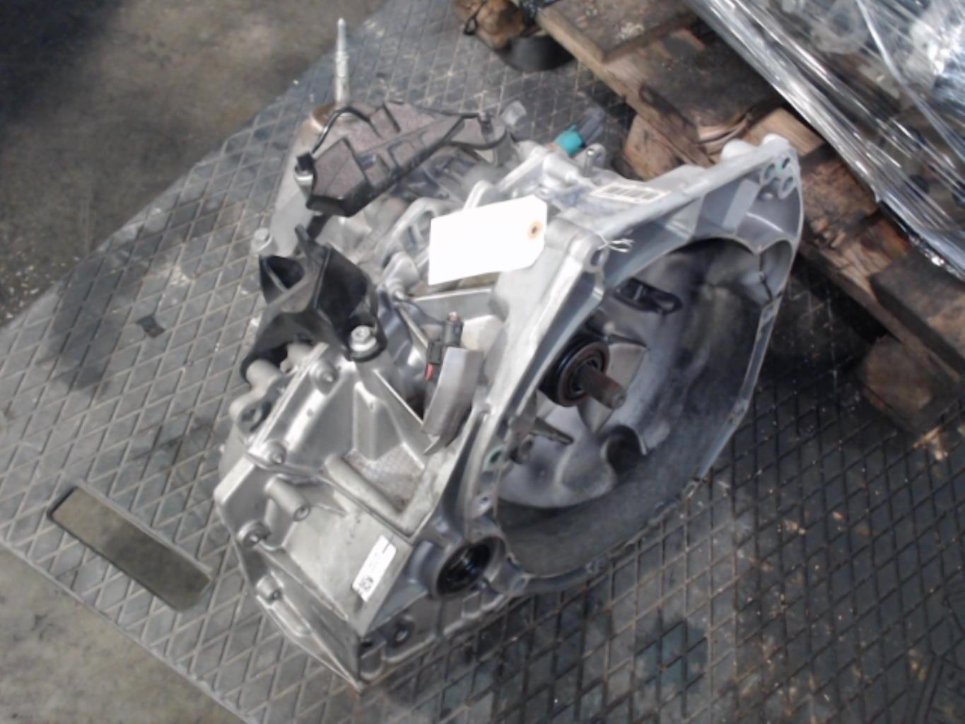 Boite de vitesses RENAULT CLIO 5 PHASE 1 Essence - 1