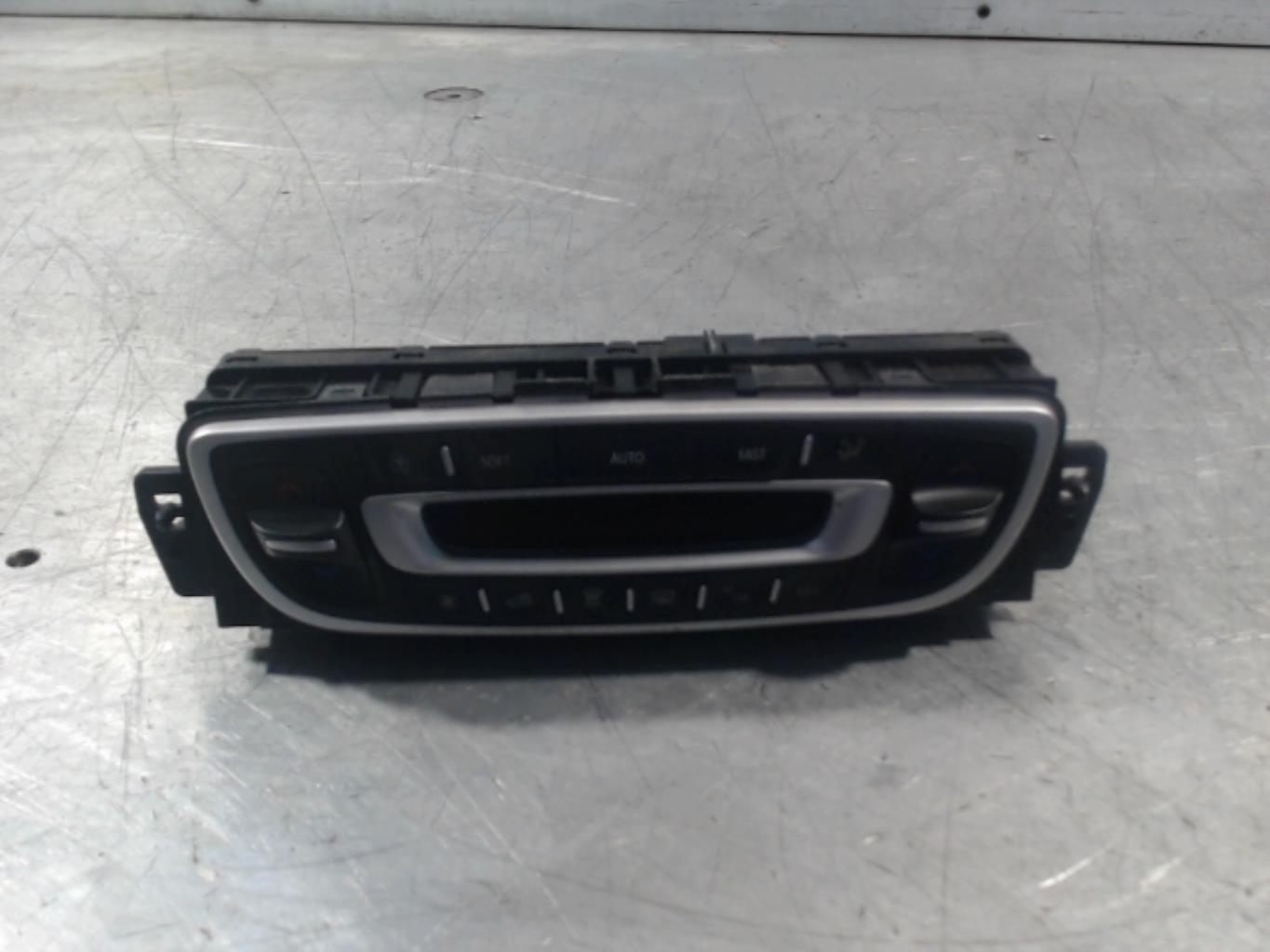 Commande chauffage RENAULT MEGANE 3 PHASE 1 Diesel - 1