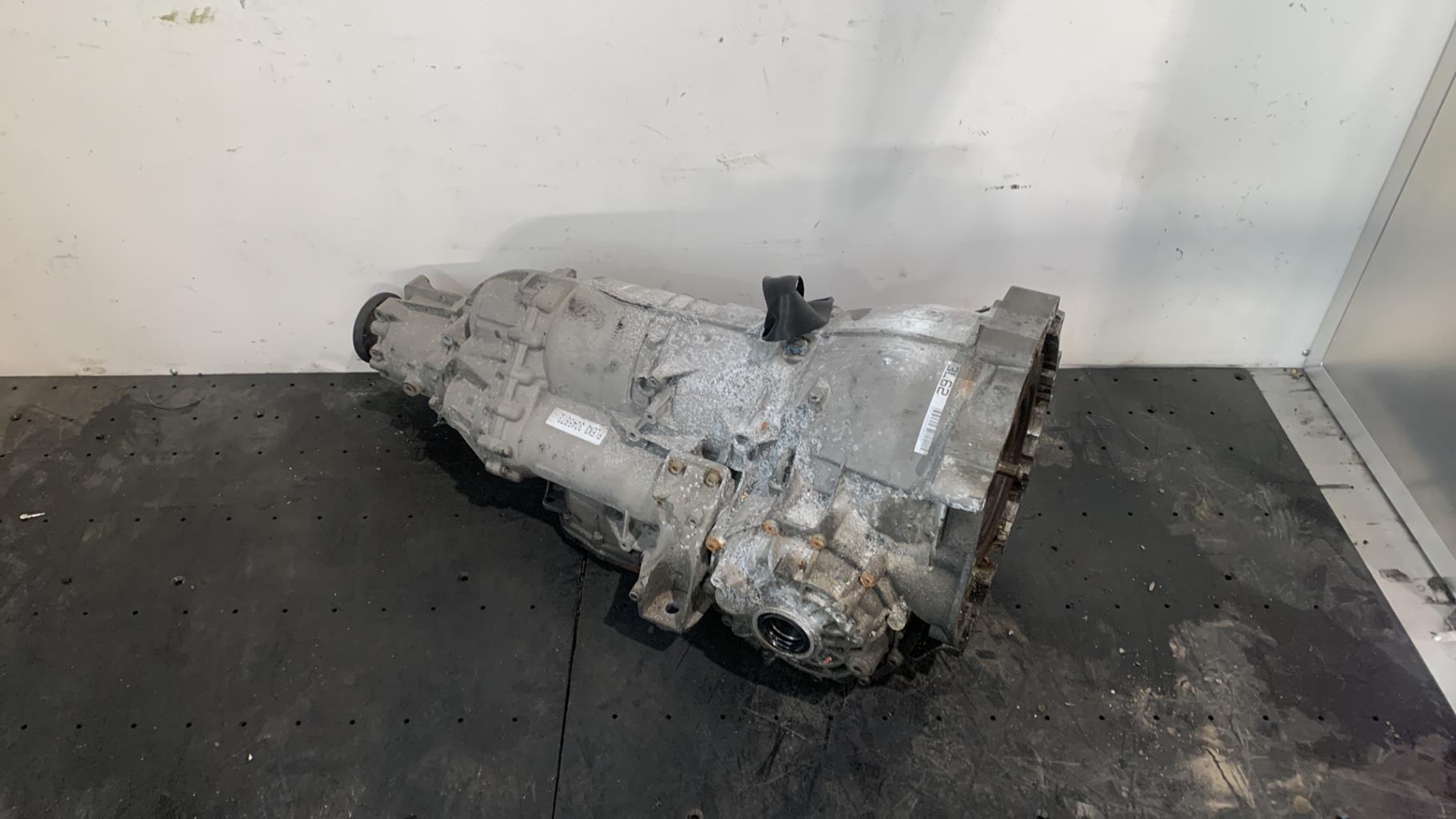 Boite de vitesses AUDI A4 2 AVANT S4 PHASE 1 BREAK Essence - 1