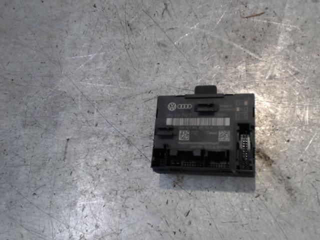 Boitier de centralisation AUDI A6 3 AVANT PHASE 2 BREAK Diesel - 1