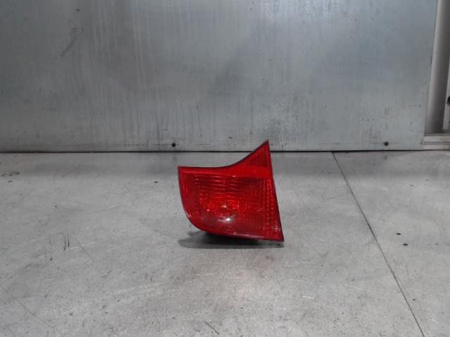 Feu arriere secondaire droit (feux) AUDI A4 2 PHASE 2 Diesel - 1