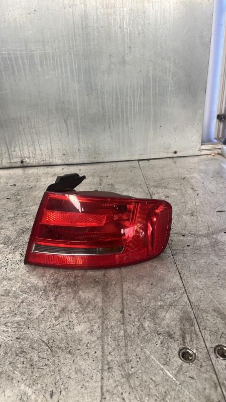 Feu arriere principal droit (feux) AUDI A4 3 PHASE 1  - 1