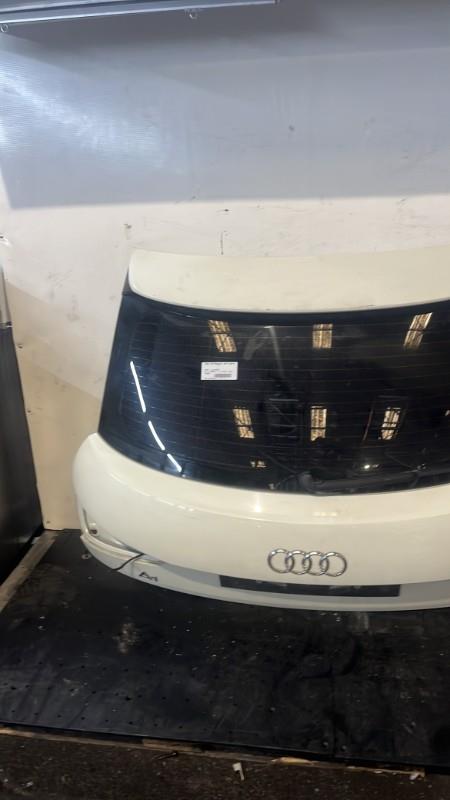 Malle/Hayon arriere AUDI A1 1 PHASE 1 Essence - 1