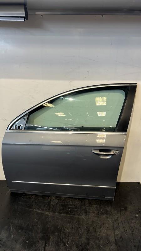 Porte avant gauche VOLKSWAGEN PASSAT 5  - 1