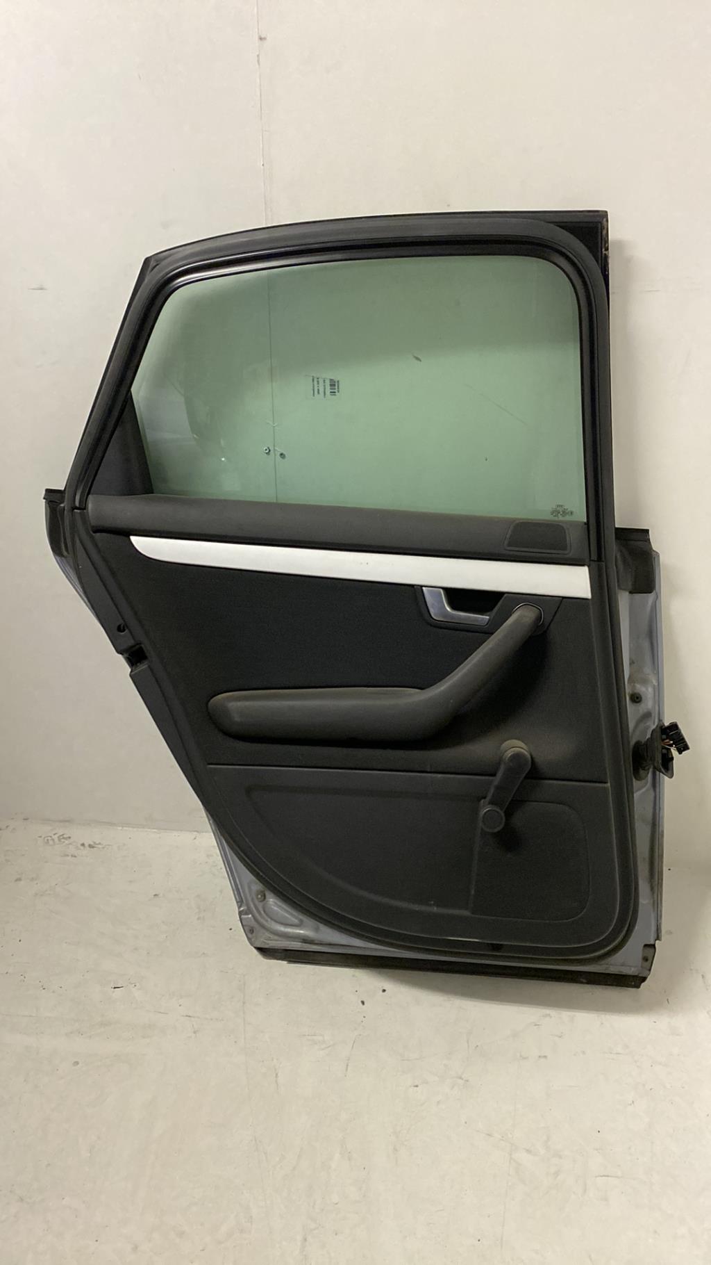 Porte arriere gauche AUDI A4 2 PHASE 1 Diesel - 1