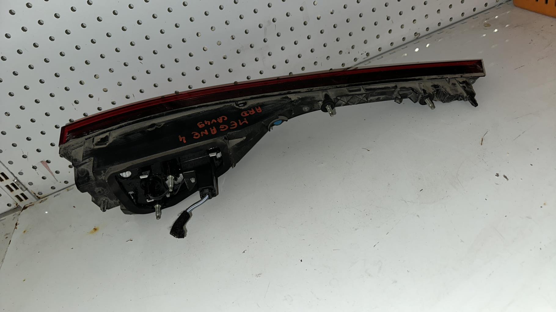 Feu arriere secondaire droit (feux) RENAULT MEGANE 4 PHASE 1 Diesel - 1
