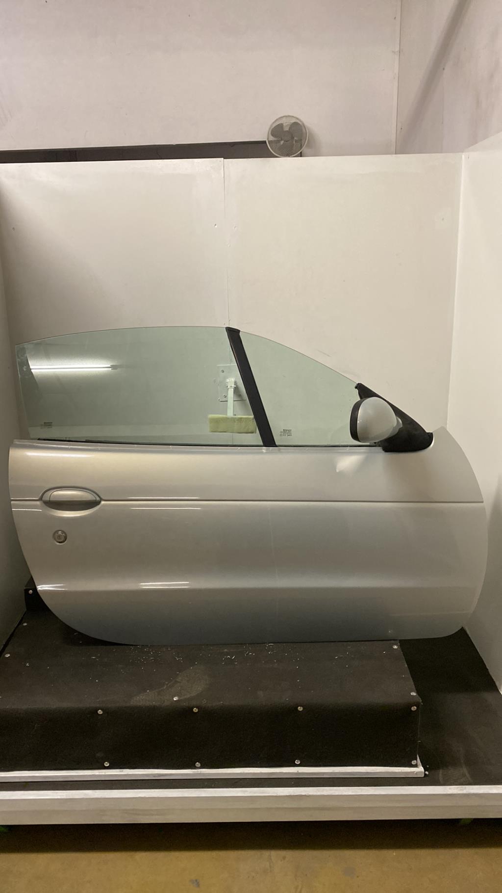 Porte avant droit RENAULT MEGANE 1 PHASE 2 CABRIOLET Essence - 1