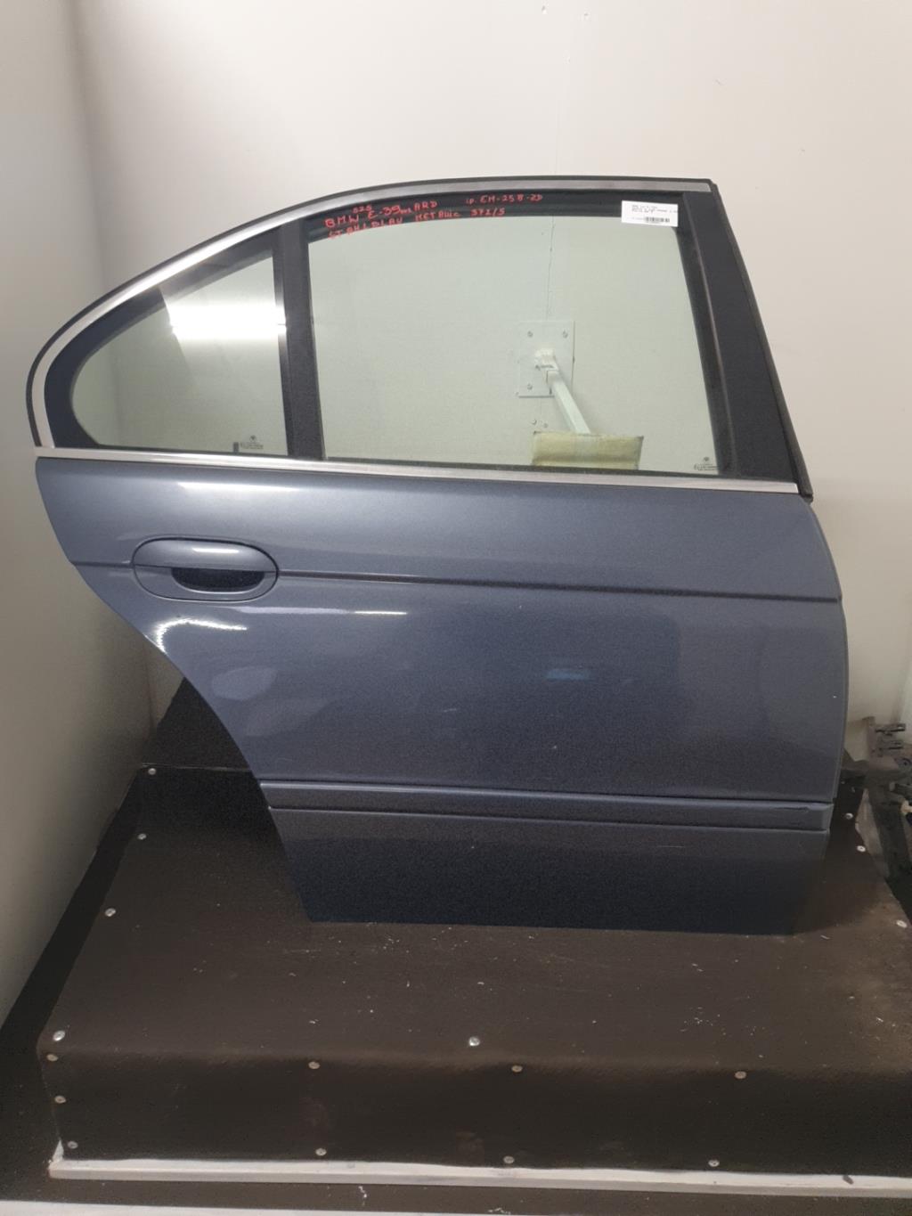 Porte arriere droit BMW SERIE 5 E39 PHASE 2 Diesel - 1
