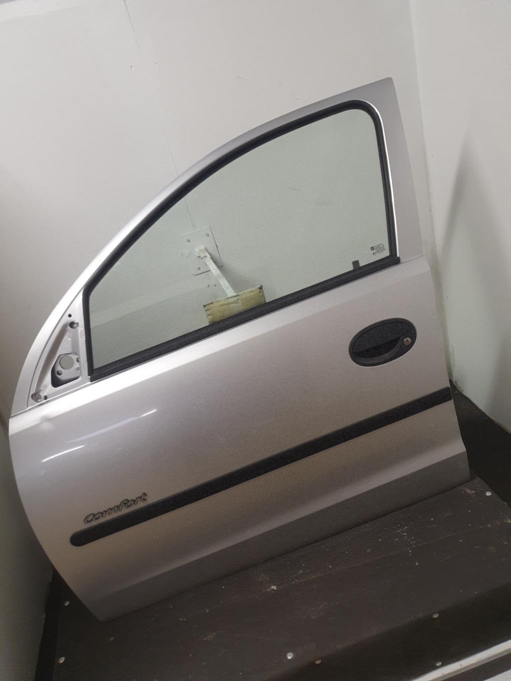 Porte avant gauche OPEL CORSA C PHASE 1 Diesel - 1