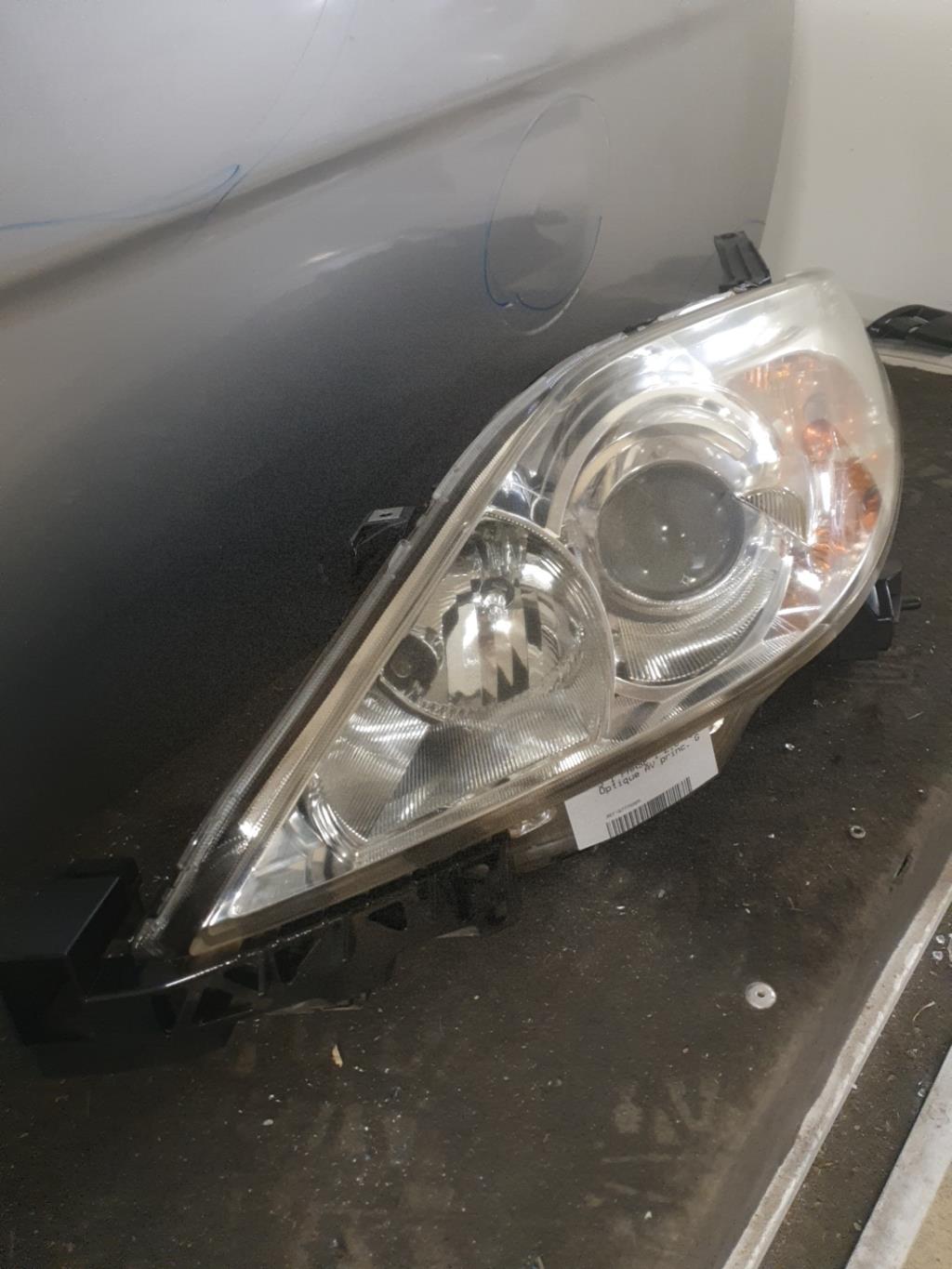 Optique avant principal gauche (feux)(phare) MAZDA 5 1 PHASE 1 Diesel - 1