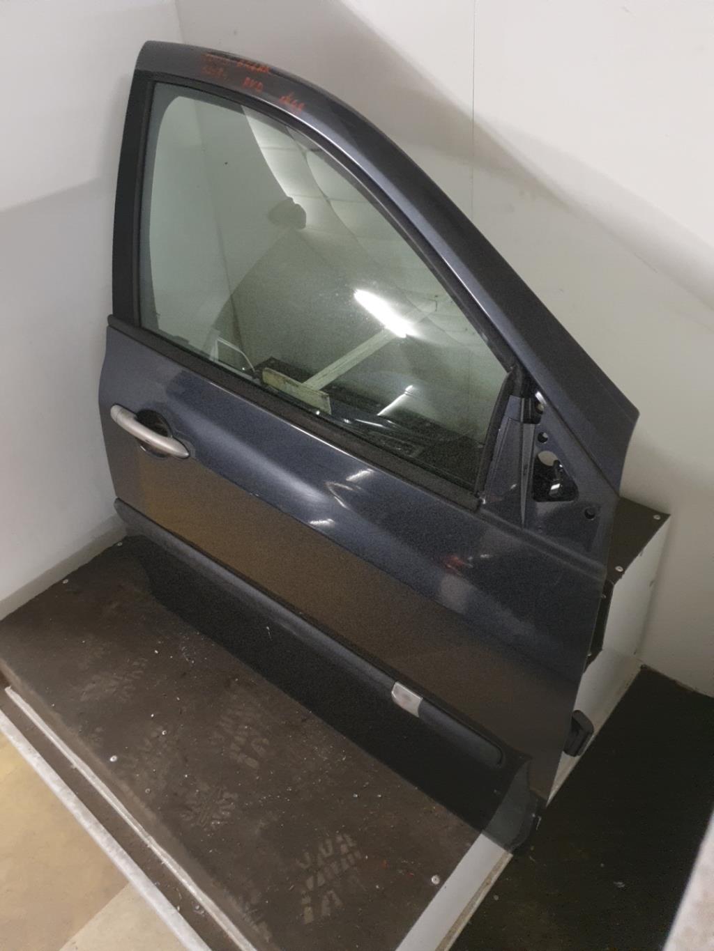 Porte avant droit RENAULT CLIO 3 PHASE 1 BREAK  - 1