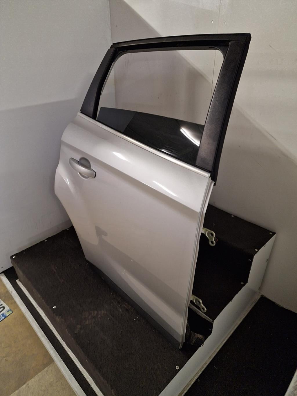 Porte arriere droit FORD KUGA 1 Diesel - 1
